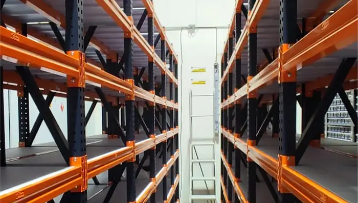 Estantería semipesada para cargas hasta 500Kg por nivel