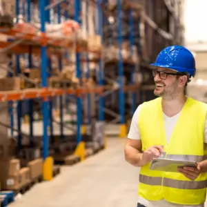 Fabricación de estanterías personalizadas para empresas