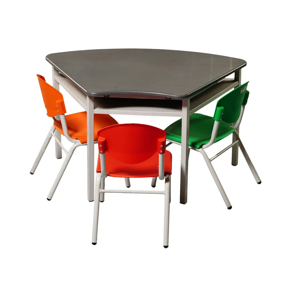 Mesa Trapezoidal Preescolar con 3 sillas (Manual Ministerio de Educación) 0