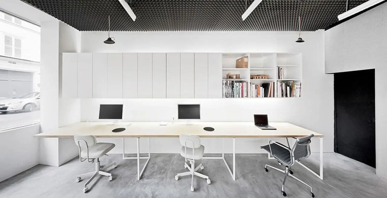 Imagen asociada a Tendencias en Mobiliario de Oficina para 2024: Ergonomía y Diseño